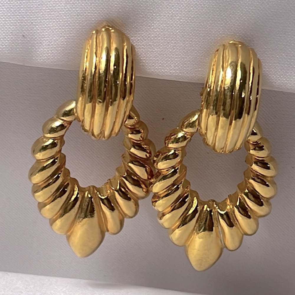 JKL Clip On Earrings